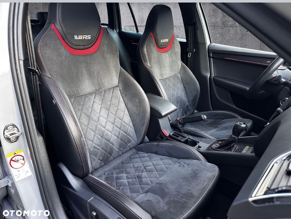 Skoda Octavia 2.0 TSI GPF RS 245 DSG - 9
