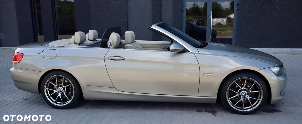 BMW Seria 3 335i - 11