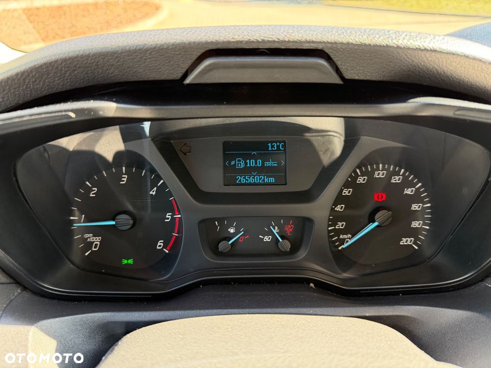 Ford Transit - 24