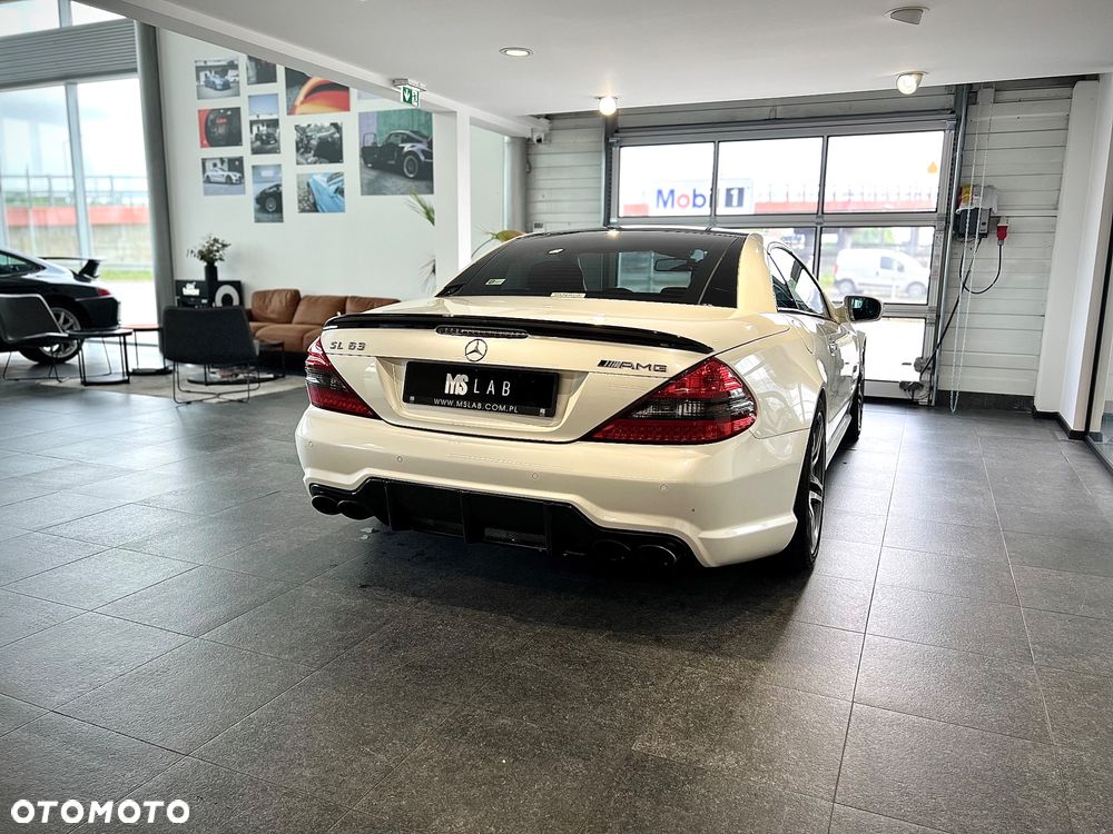 Mercedes-Benz SL 63 AMG - 4