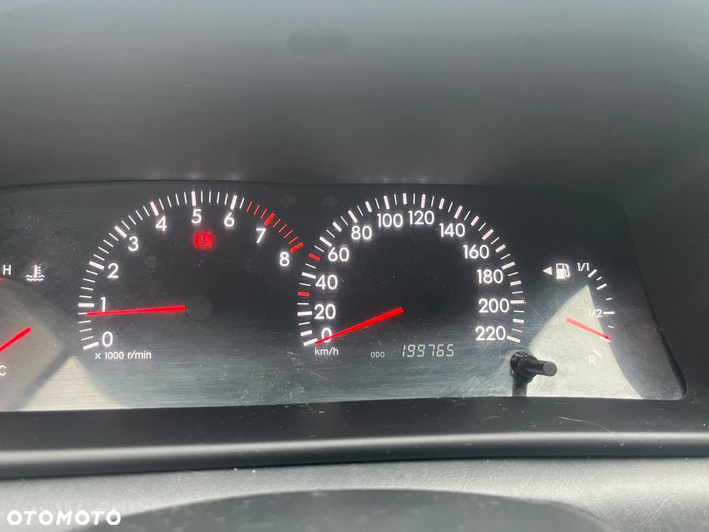 Toyota Corolla 1.4 VVT-i Base - 5
