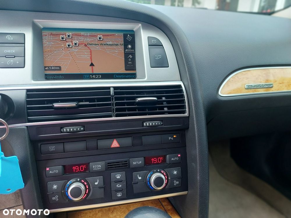Audi A6 Avant - 24