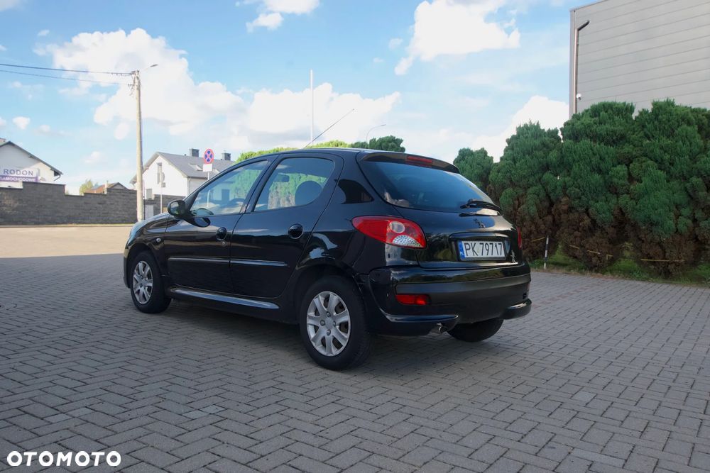 Peugeot 206 plus 1.1 Presence - 4