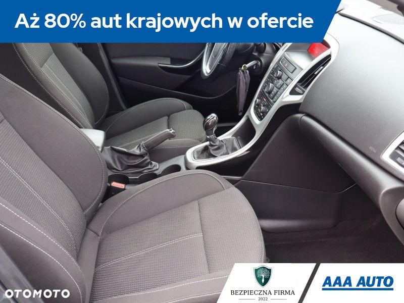 Opel Astra - 10