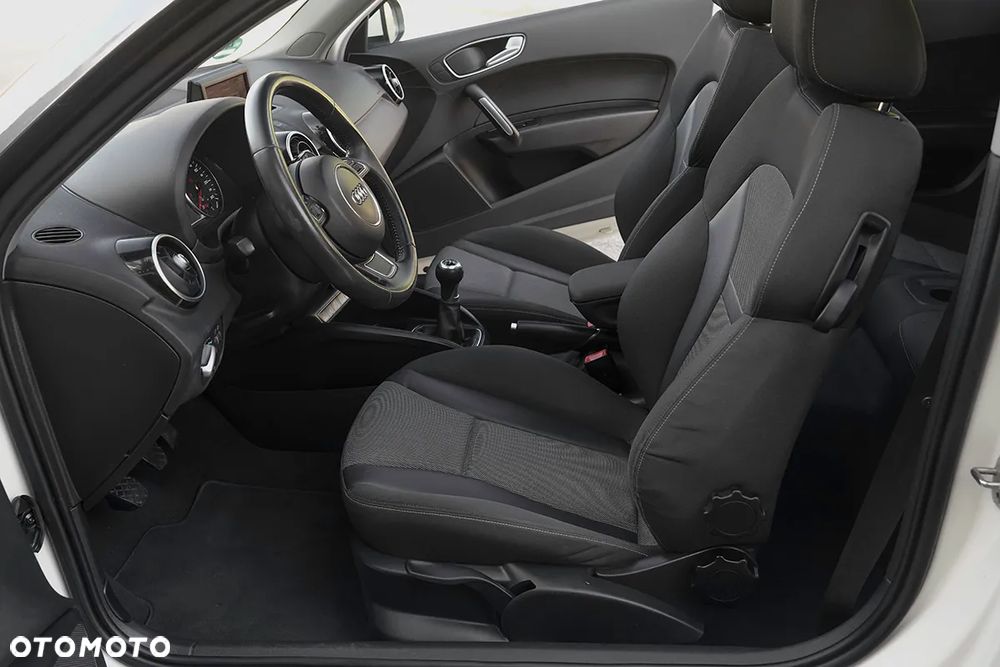 Audi A1 1.6 TDI Ambition - 21