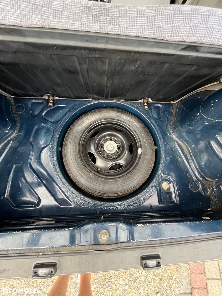 Volkswagen Polo - 13