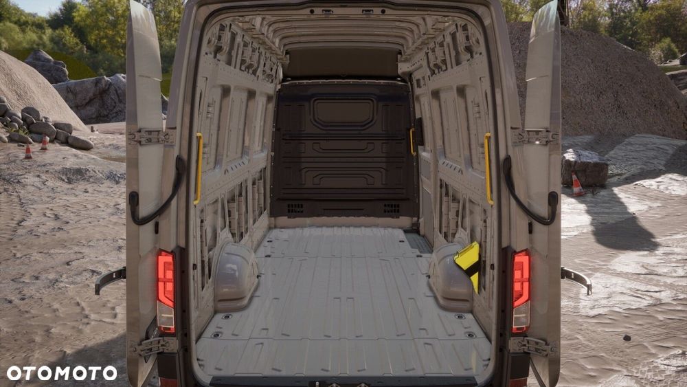 Volkswagen Crafter - 14