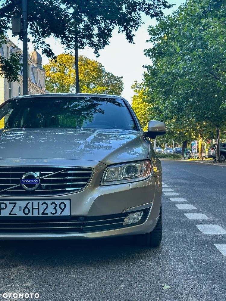 Volvo V70 D5 AWD Summum - 12