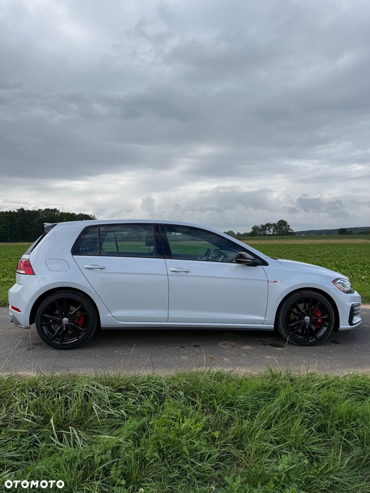 Volkswagen Golf 2.0 TSI GTI TCR DSG - 9