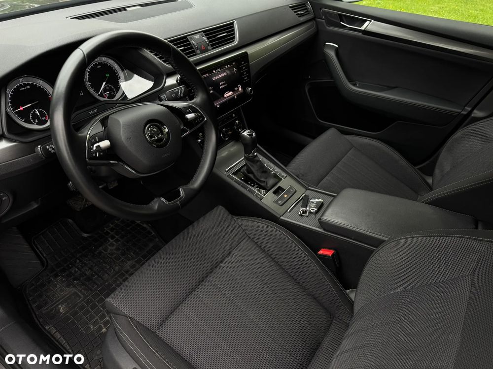 Skoda Superb 2.0 TDI SCR Style DSG - 7