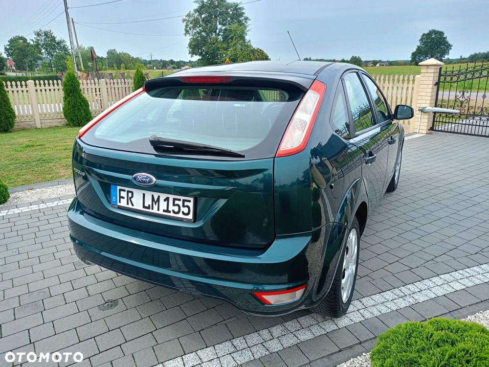 Ford Focus 1.6 Edition - 10