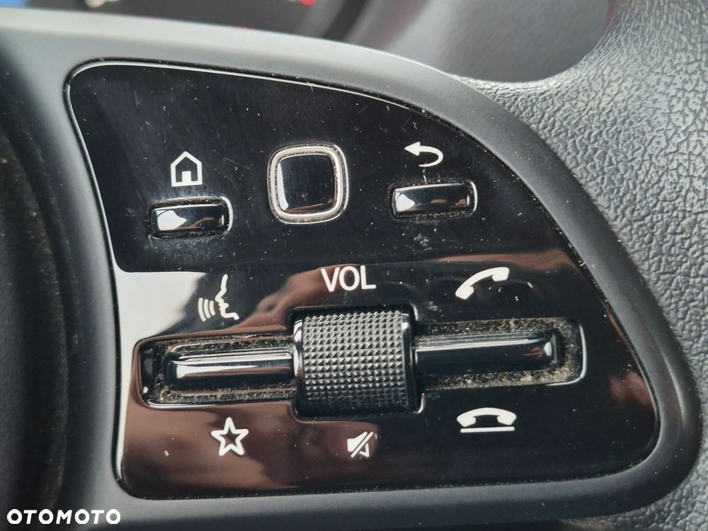 Mercedes-Benz Sprinter - 16