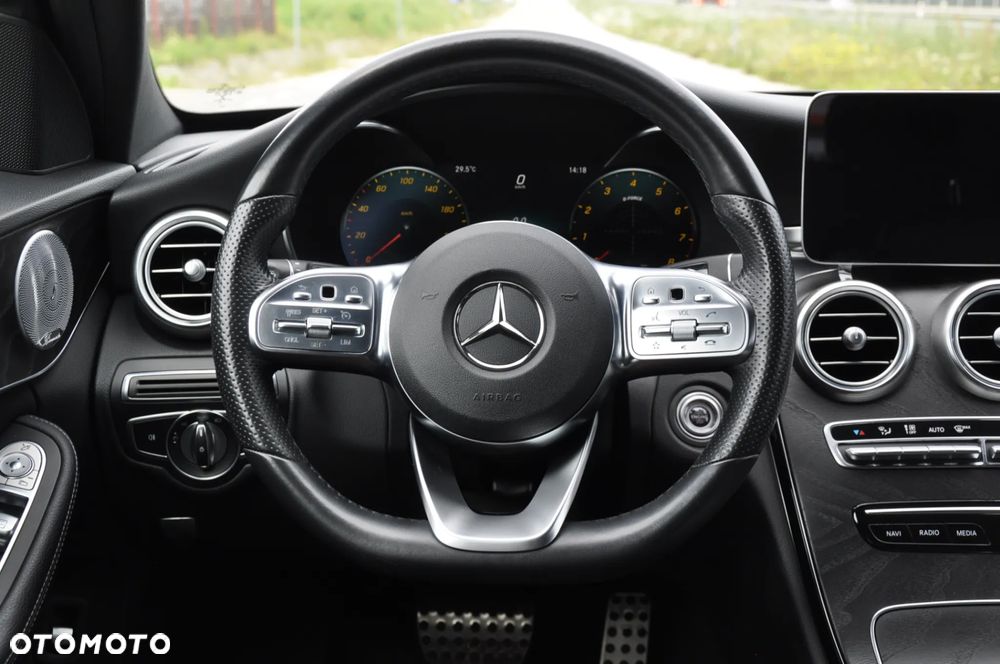 Mercedes-Benz Klasa C 200 4MATIC 9G-TRONIC - 40