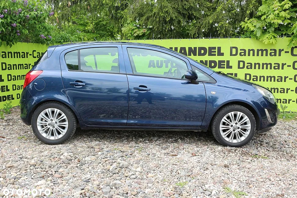 Opel Corsa 1.4 16V Edition - 9
