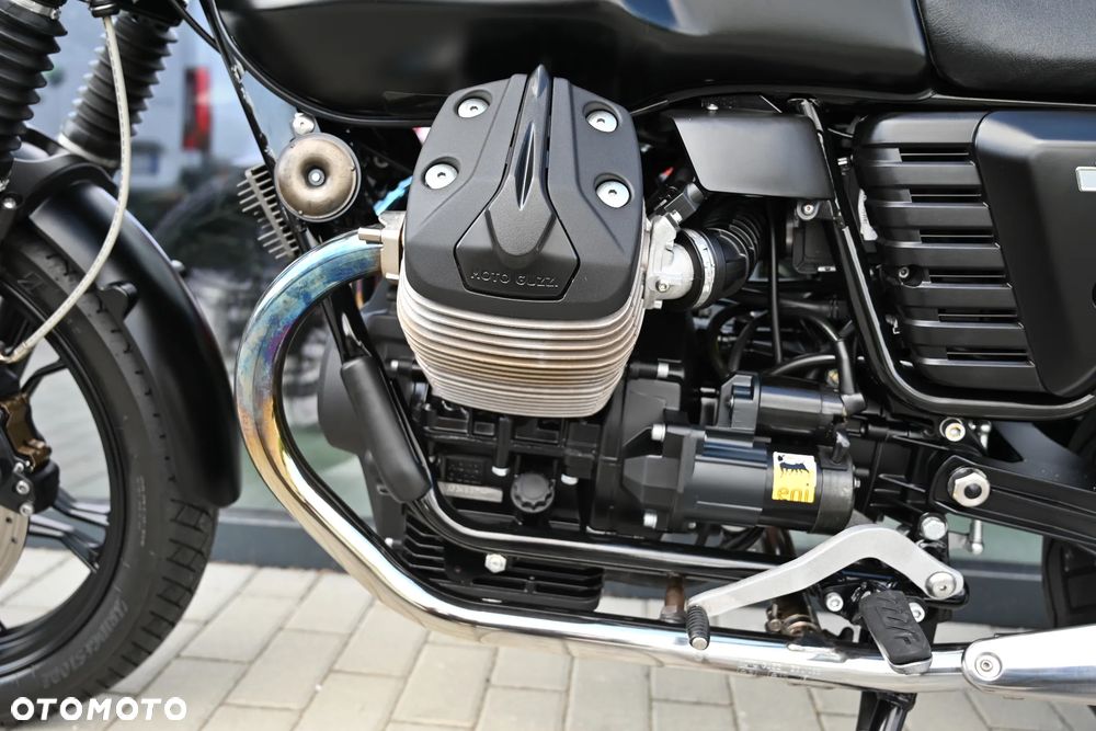 Moto Guzzi V7 - 9