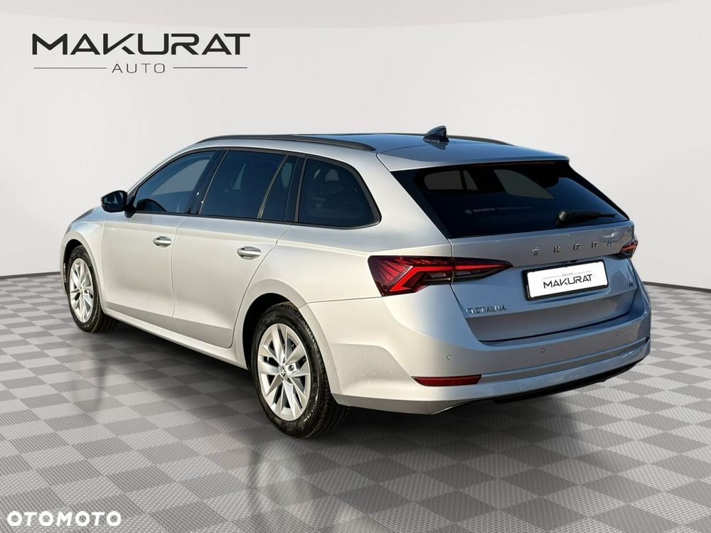 Skoda Octavia 2022 photo 3