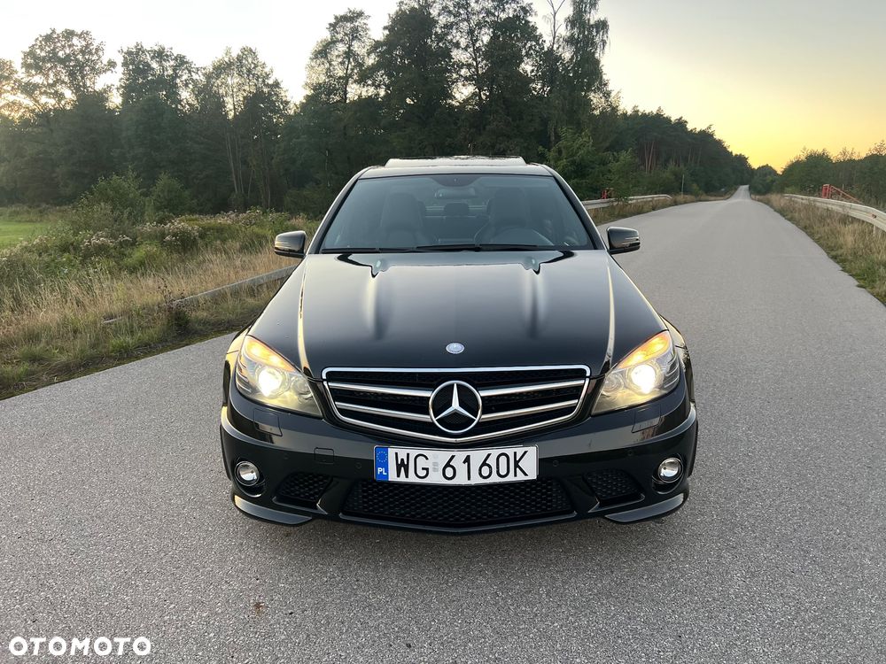 Mercedes-Benz Klasa C 63 AMG T 7G-TRONIC - 23