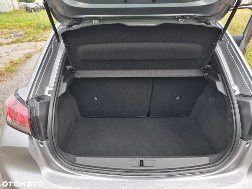 Peugeot 208 TURBO 100 Allure - 29