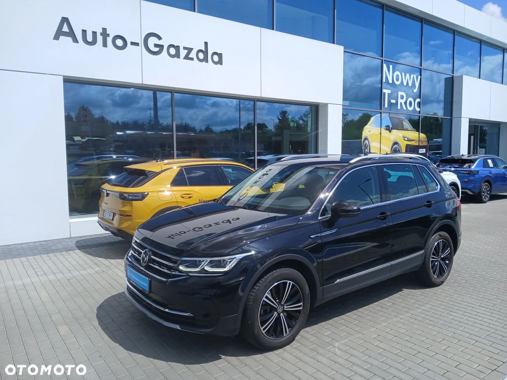 Volkswagen Tiguan 2.0 TSI 4Mot Elegance DSG - 2