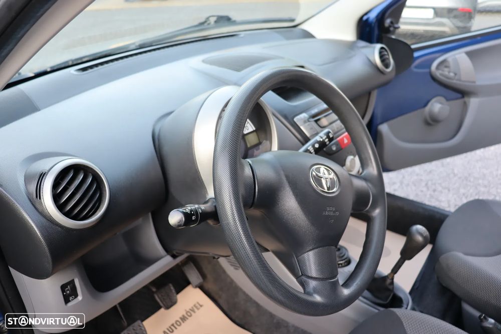 Toyota Aygo CoolBlue - 8