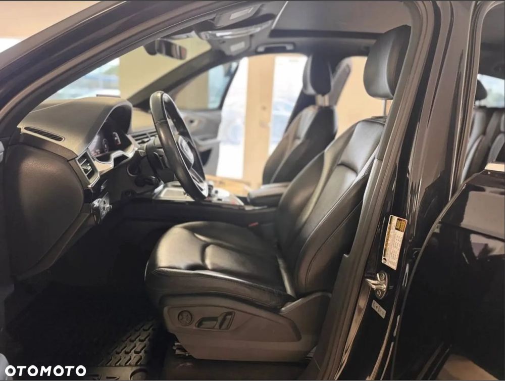 Audi Q7 3.0 TFSI Quattro Tiptronic - 14