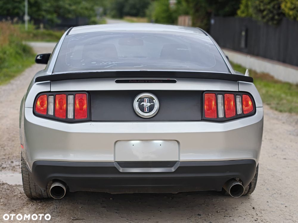 Ford Mustang 3.7 V6 Premium - 5