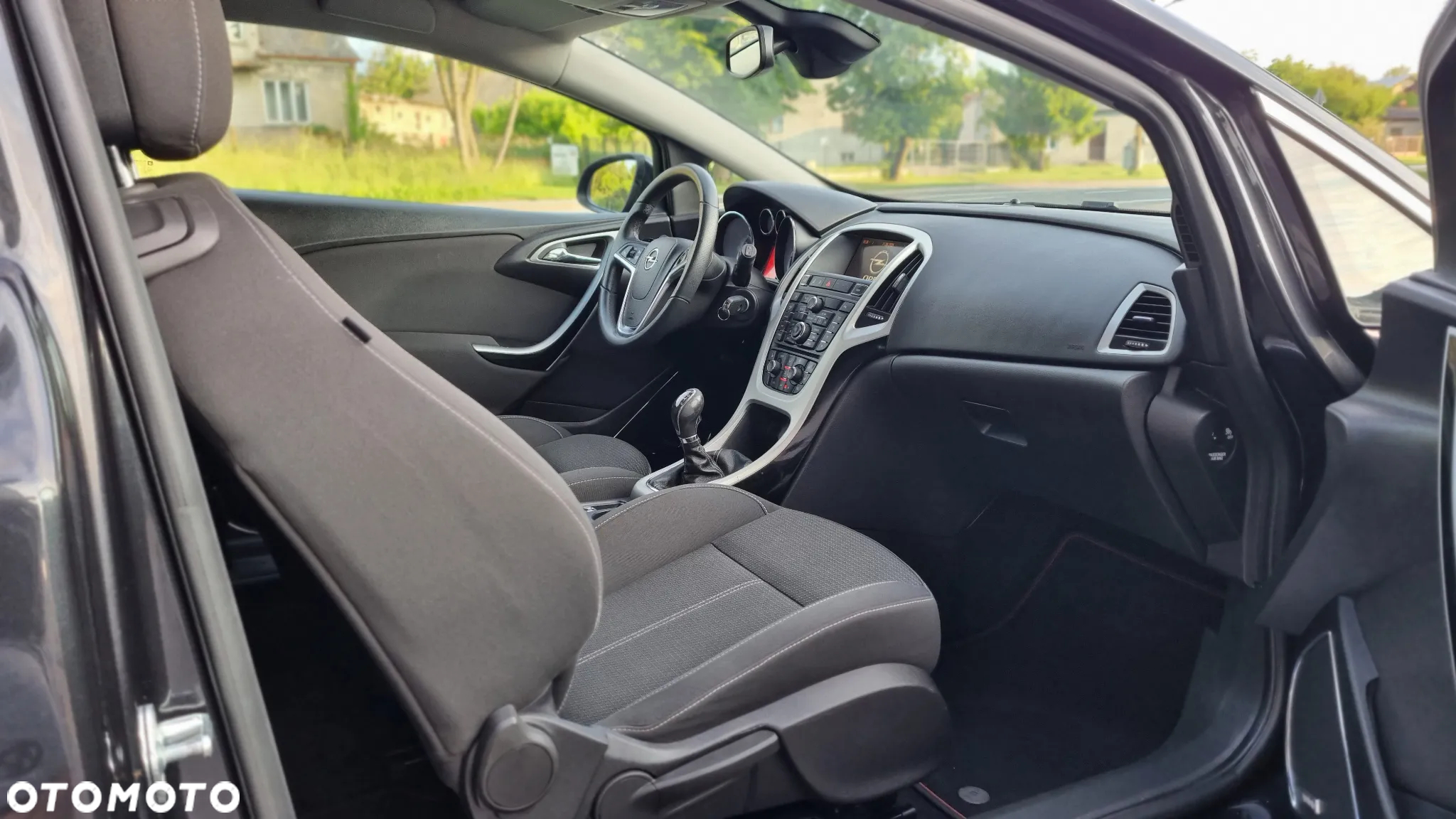 Opel Astra GTC 1.4 Turbo - 14