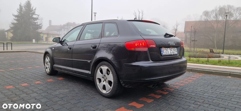 Audi A3 Sportback 2.0 FSI Attraction - 12