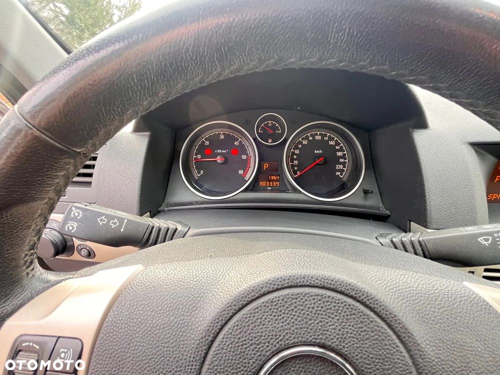 Opel Astra 1.9 CDTI Enjoy - 8