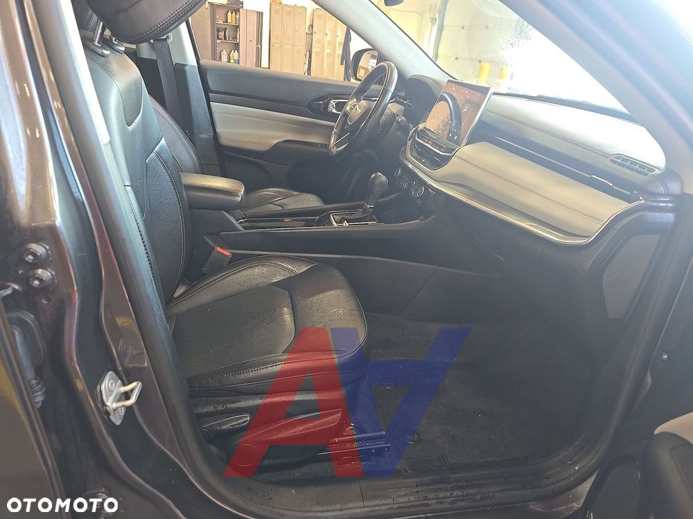 Jeep Compass - 11