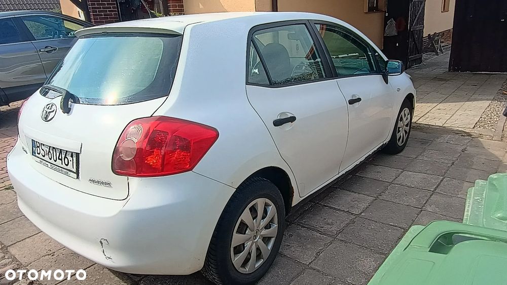 Toyota Auris 1.4 D-4D Terra - 6