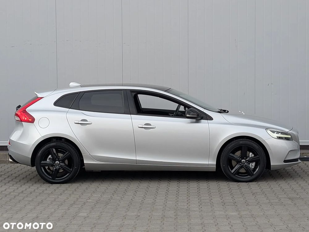 Volvo V40 T4 Drive-E Momentum - 2