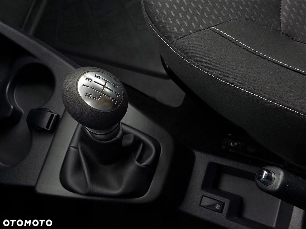 Dacia Lodgy 1.5 Blue dCi Laureate S&S EU6d - 17