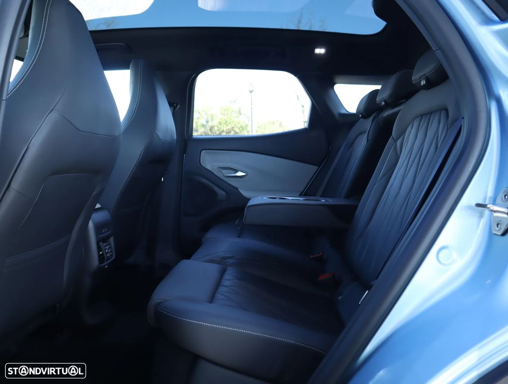 Ford Explorer 77 kWh Premium - 24