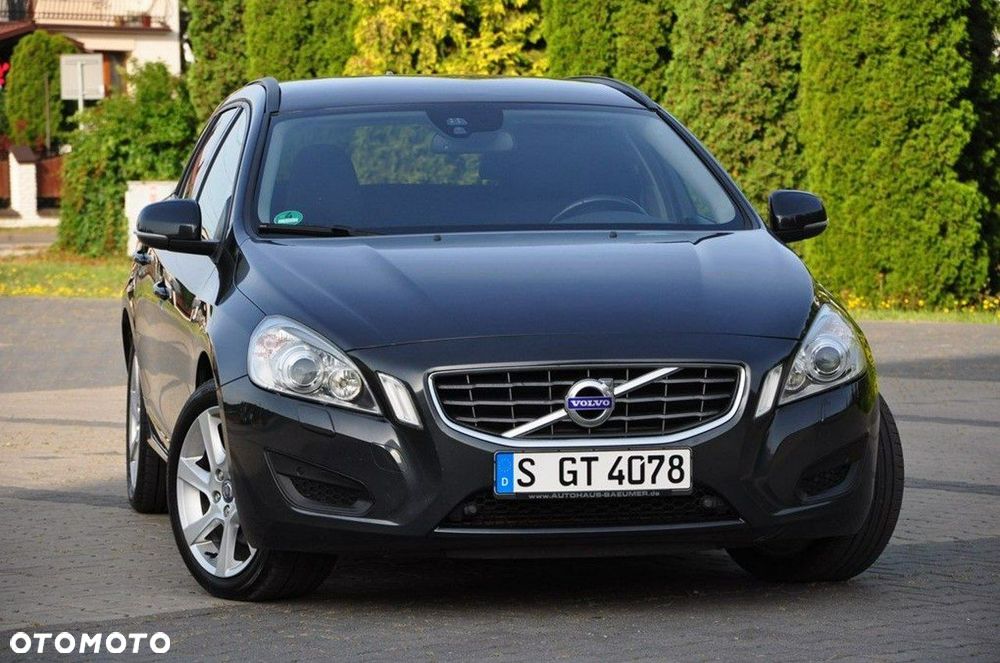 Volvo V60 D3 Momentum - 8