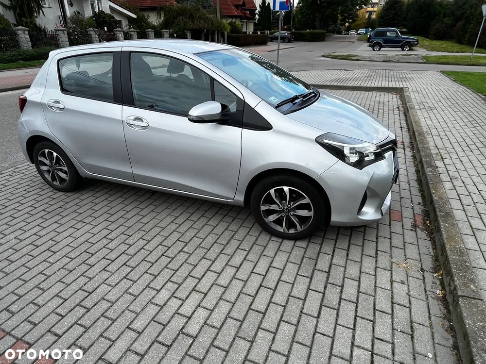 Toyota Yaris - 16