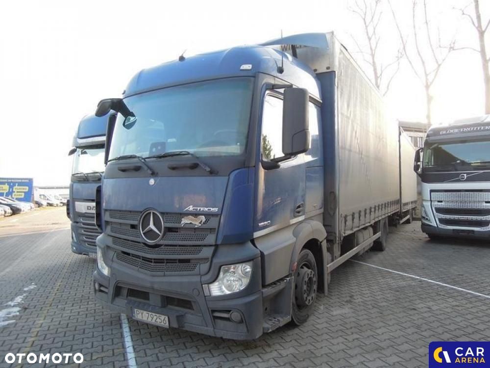 Mercedes-Benz Actros - 3