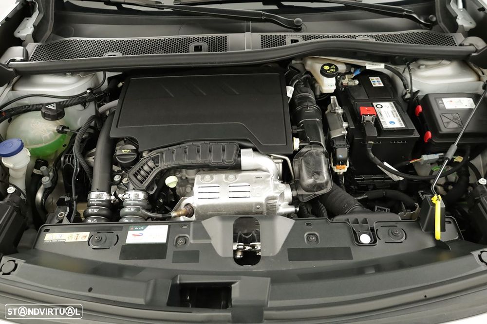 Peugeot 2008 1.2 PureTech Allure - 25