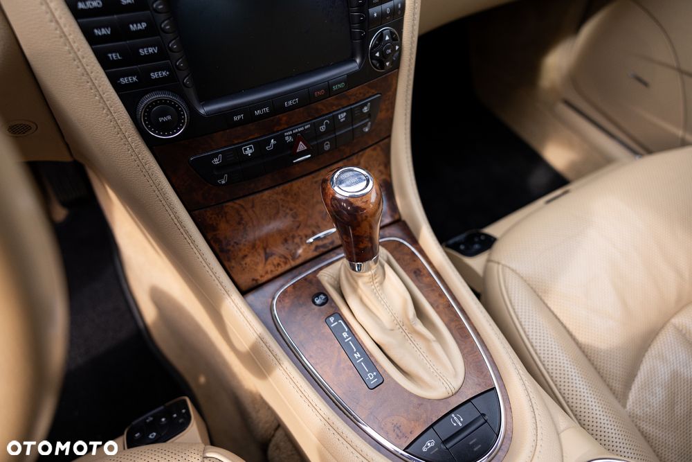 Mercedes-Benz CLS 500 7G-TRONIC - 32