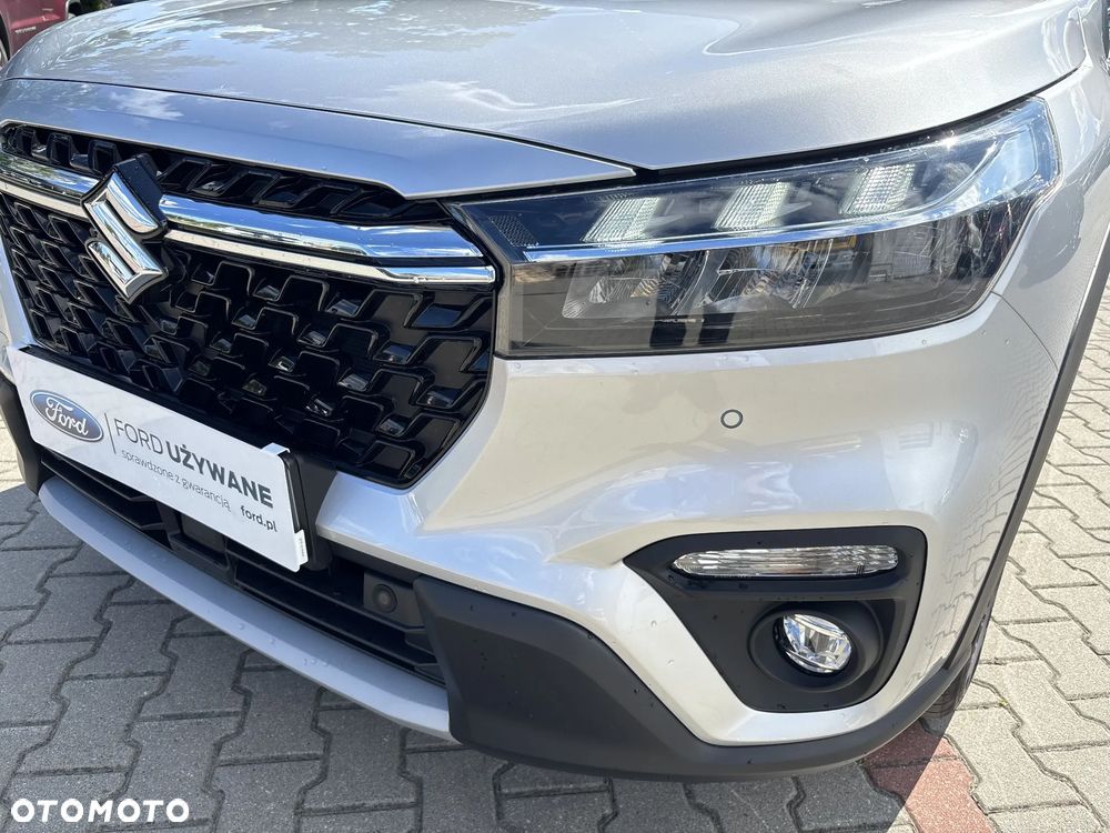 Suzuki S-Cross 1.5 DualJet Hybrid Premium Plus SP AGS - 38