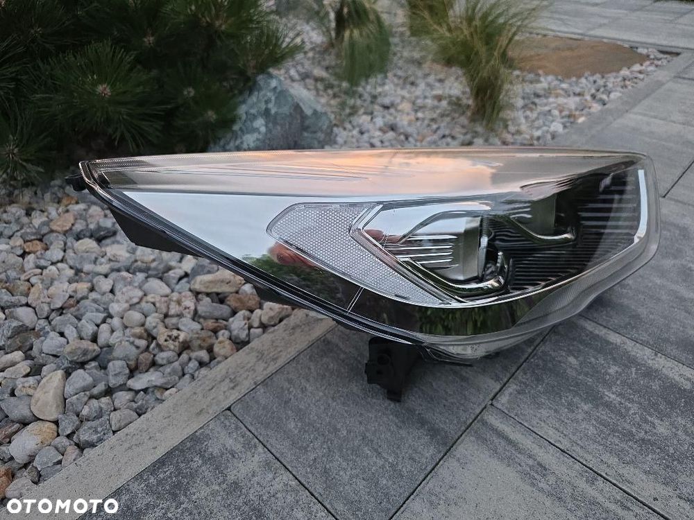 FORD KUGA 2 II LIFT Lampa prawa Bi-Xenon Dynamic Led 90156678 GV4113D154AJ - 4
