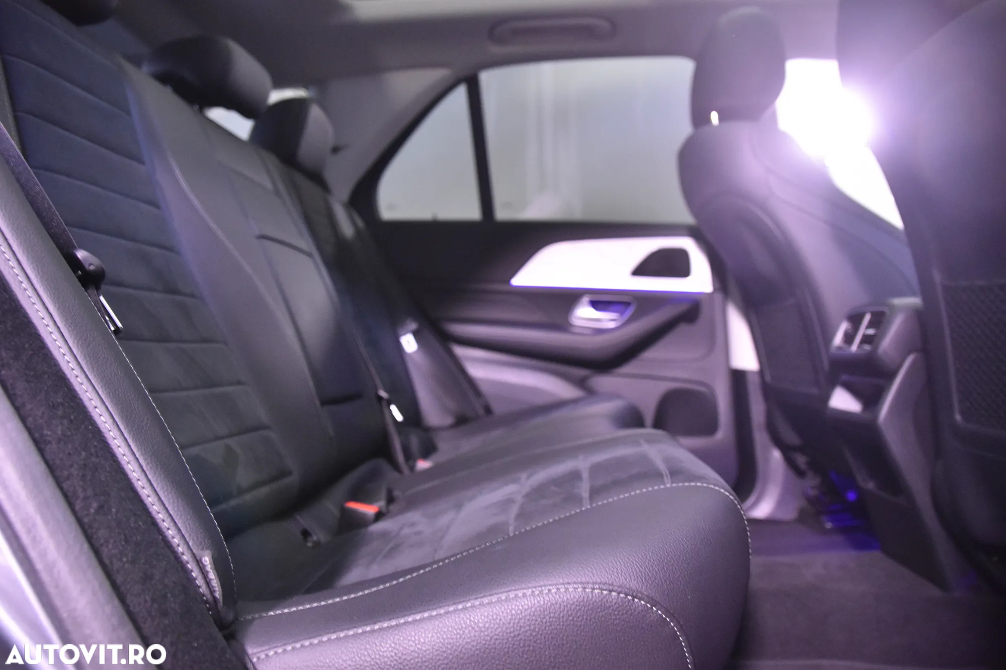Mercedes-Benz GLE 350 de 4Matic 9G-TRONIC AMG Line - 12