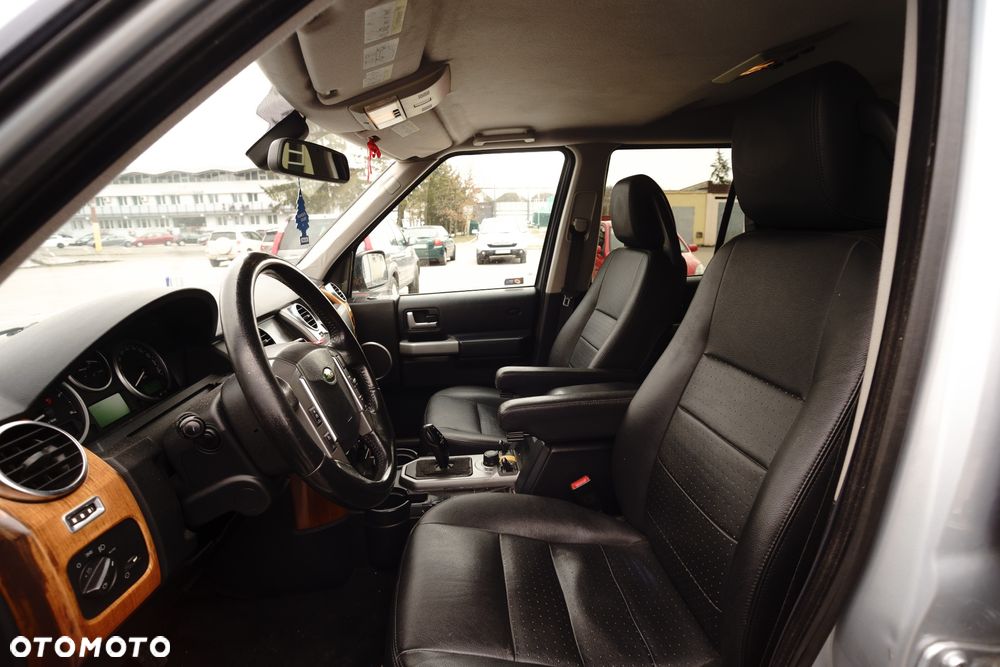 Land Rover Discovery 2.7D V6 HSE - 9