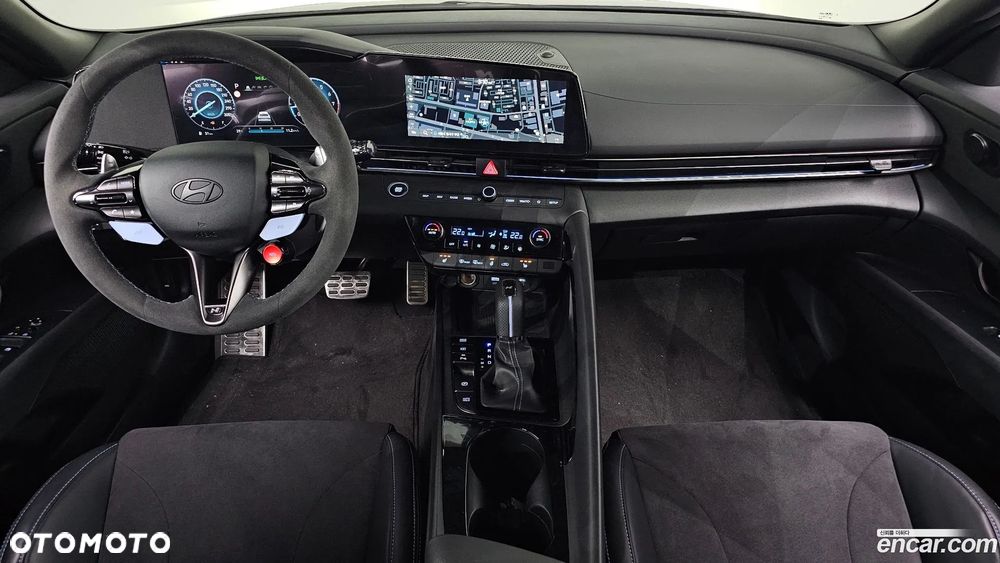 Hyundai Elantra - 7