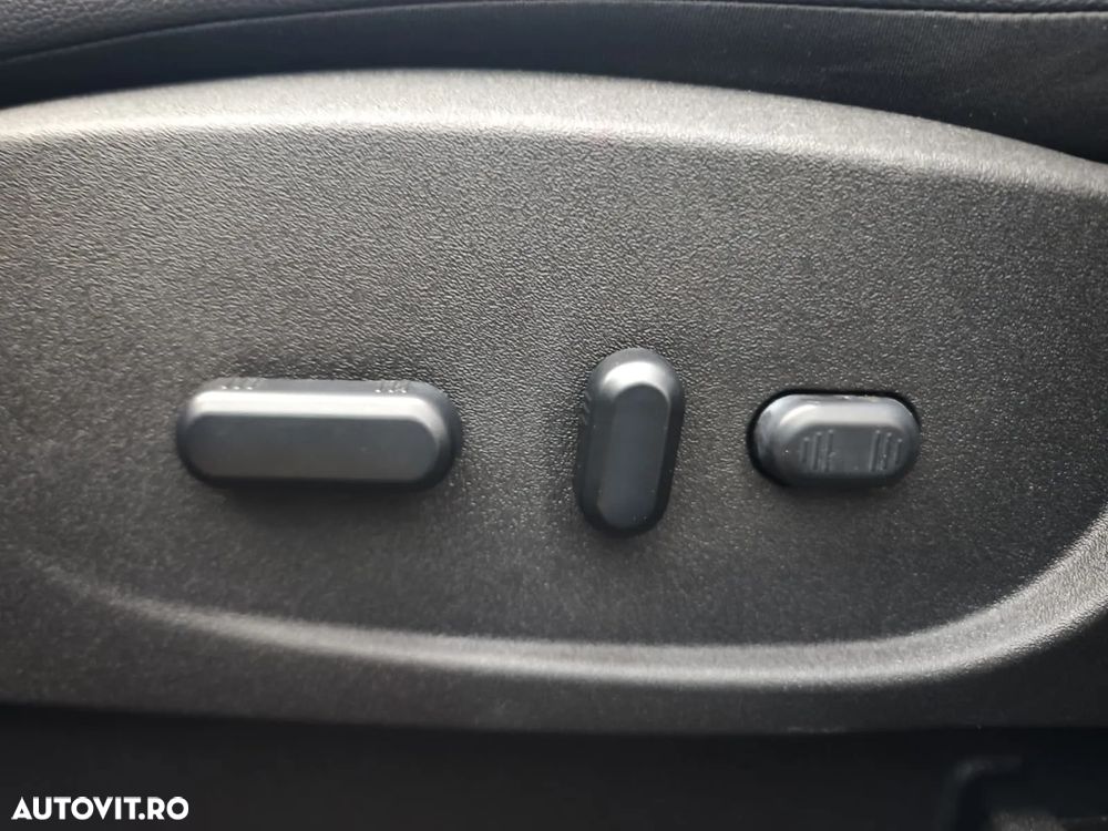 Ford Kuga 1.5 EcoBoost 4WD Aut. Titanium - 11