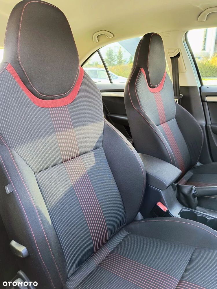Skoda Octavia 2.0 TDI Ambition DSG - 14