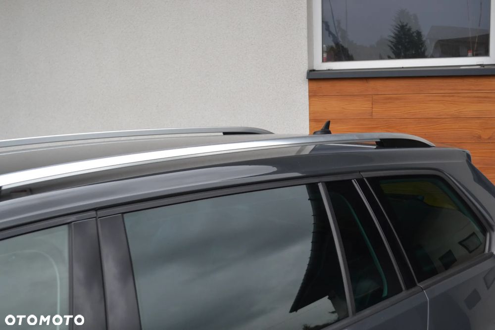 Volkswagen Golf Variant - 10