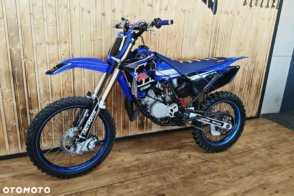 Yamaha YZ - 19