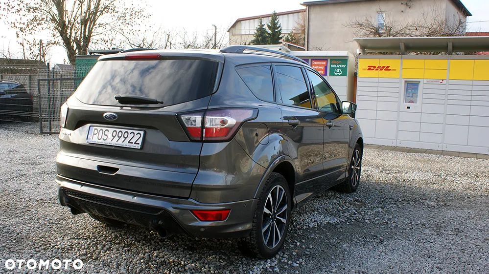 Ford Kuga 2.0 TDCi 2x4 ST-Line - 4