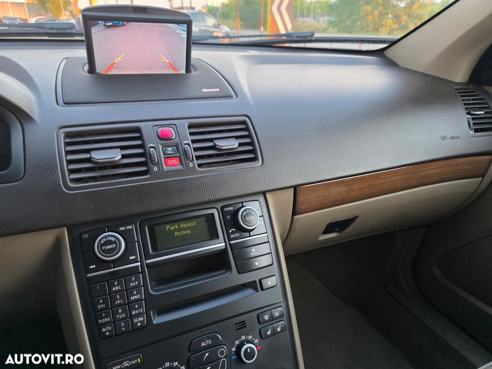 Volvo XC 90 - 5